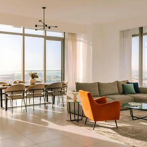 Sonder By Marriott Bonvoy Downtown Towers Apartments